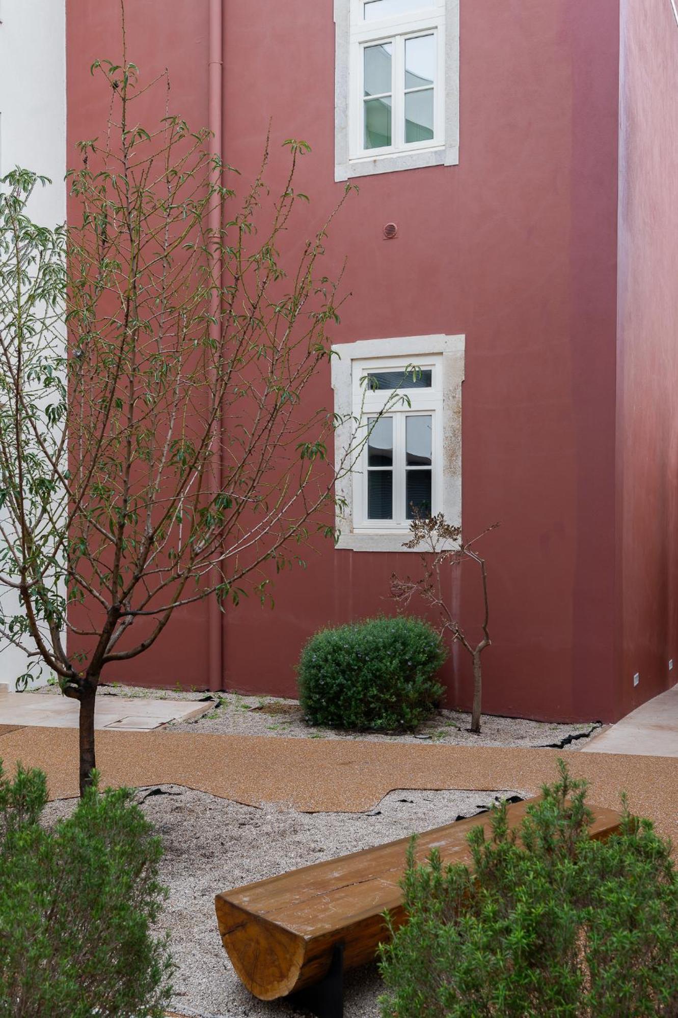 Compromisso 25 Apartment Faro Exterior photo